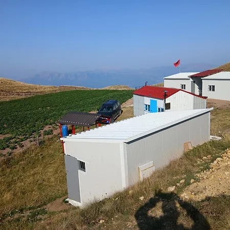 Bujtina Fishti بيت للعطل